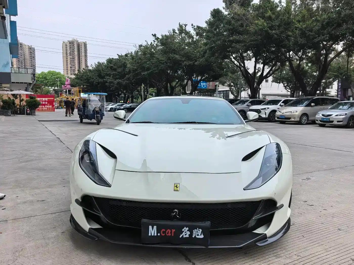 Ferrari 812 2017 6.5L Superfast — миниатюра 2
