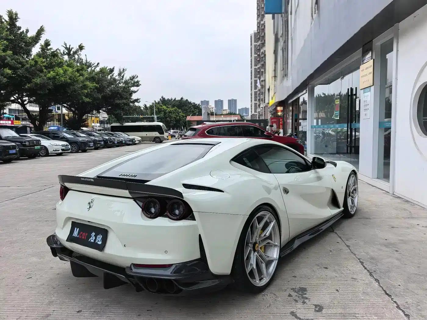 Ferrari 812 2017 6.5L Superfast — миниатюра 5