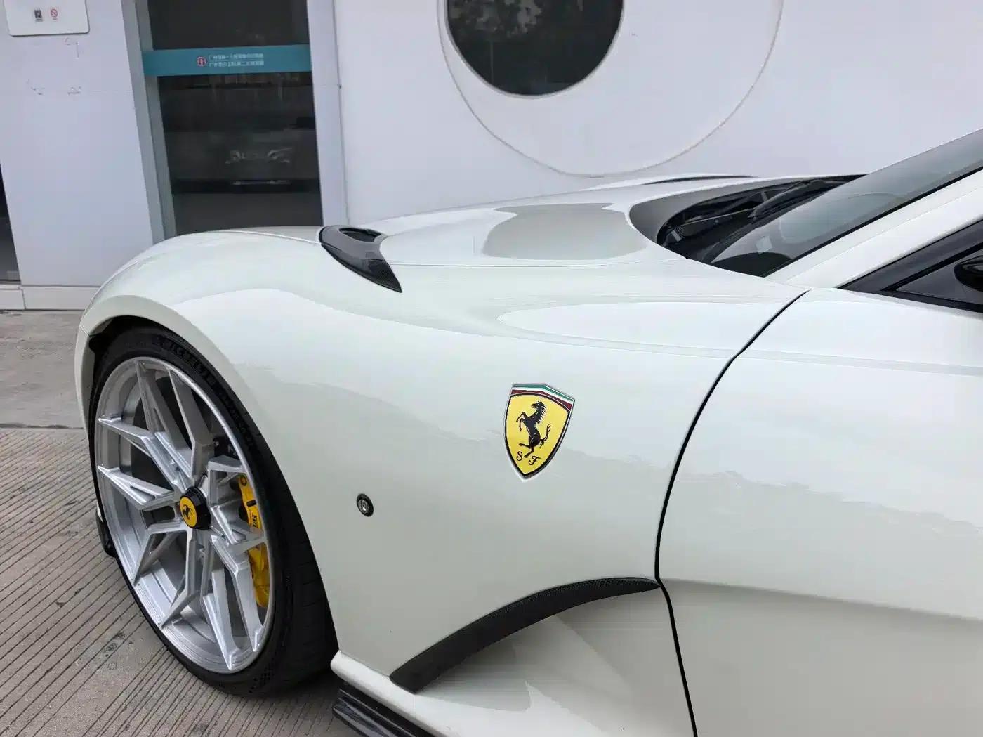 Ferrari 812 2017 6.5L Superfast — миниатюра 9