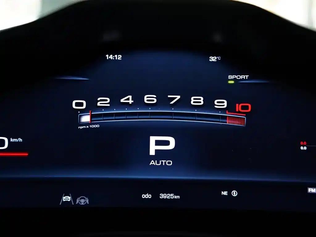 Ferrari 12 Cilindri 2024 6.5L Spider — миниатюра 12