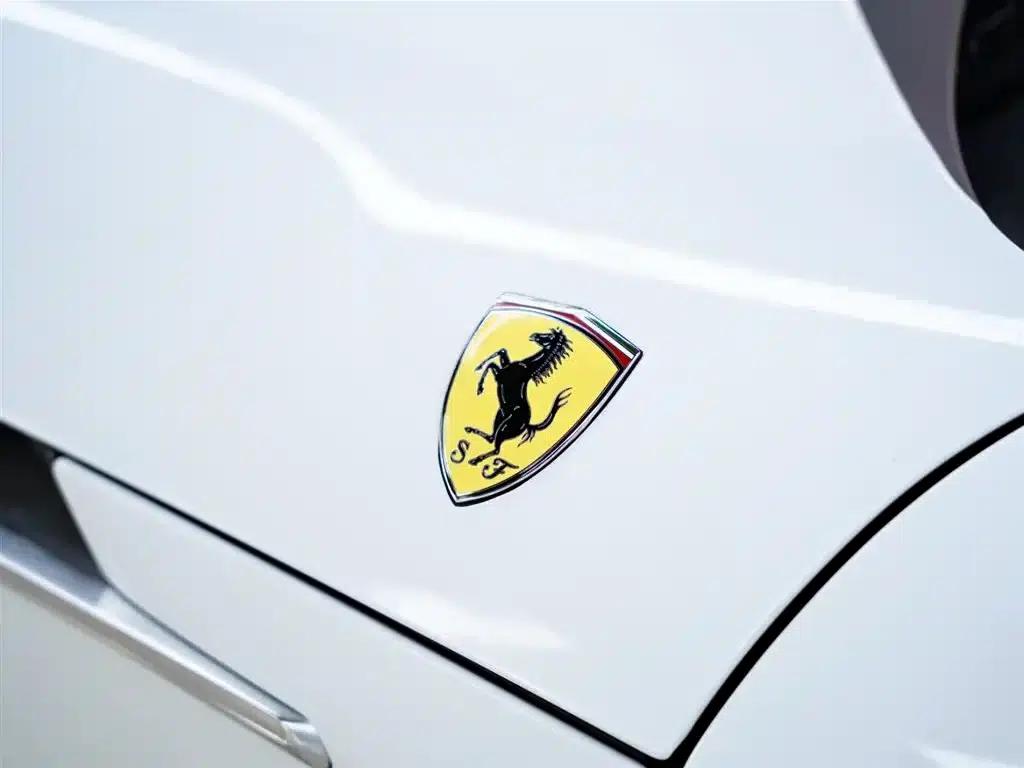 Ferrari 12 Cilindri 2024 6.5L Spider — миниатюра 28