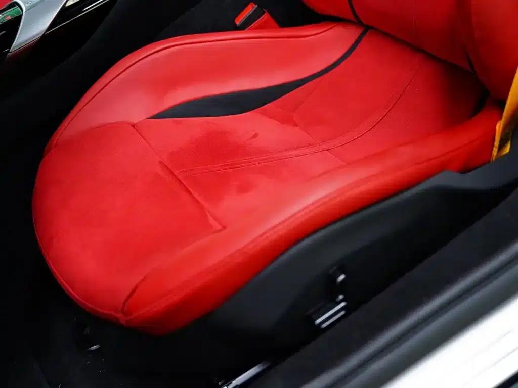 Ferrari 12 Cilindri 2024 6.5L Spider — миниатюра 31