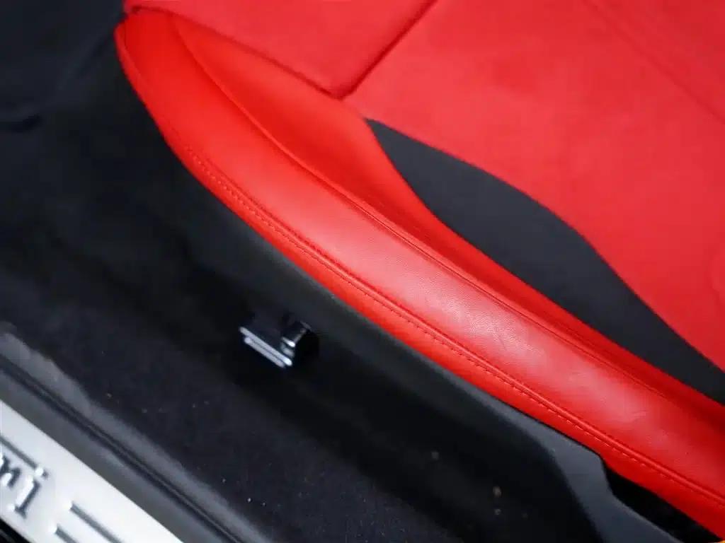 Ferrari 12 Cilindri 2024 6.5L Spider — миниатюра 36