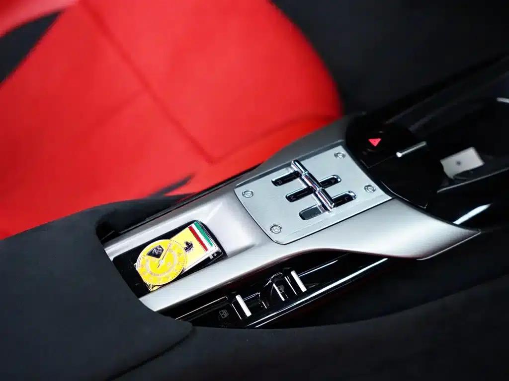 Ferrari 12 Cilindri 2024 6.5L Spider — миниатюра 43