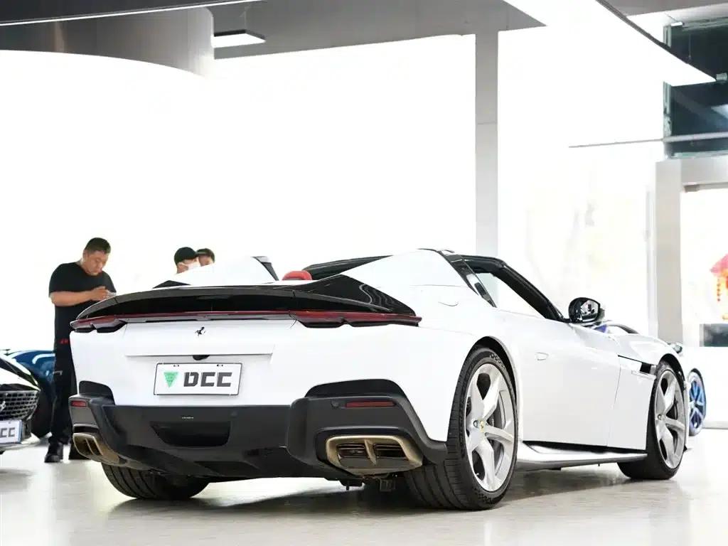 Ferrari 12 Cilindri 2024 6.5L Spider — миниатюра 7