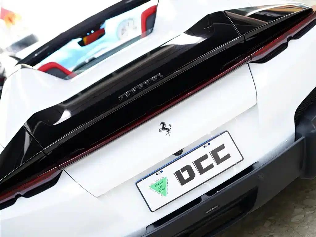 Ferrari 12 Cilindri 2024 6.5L Spider — миниатюра 9