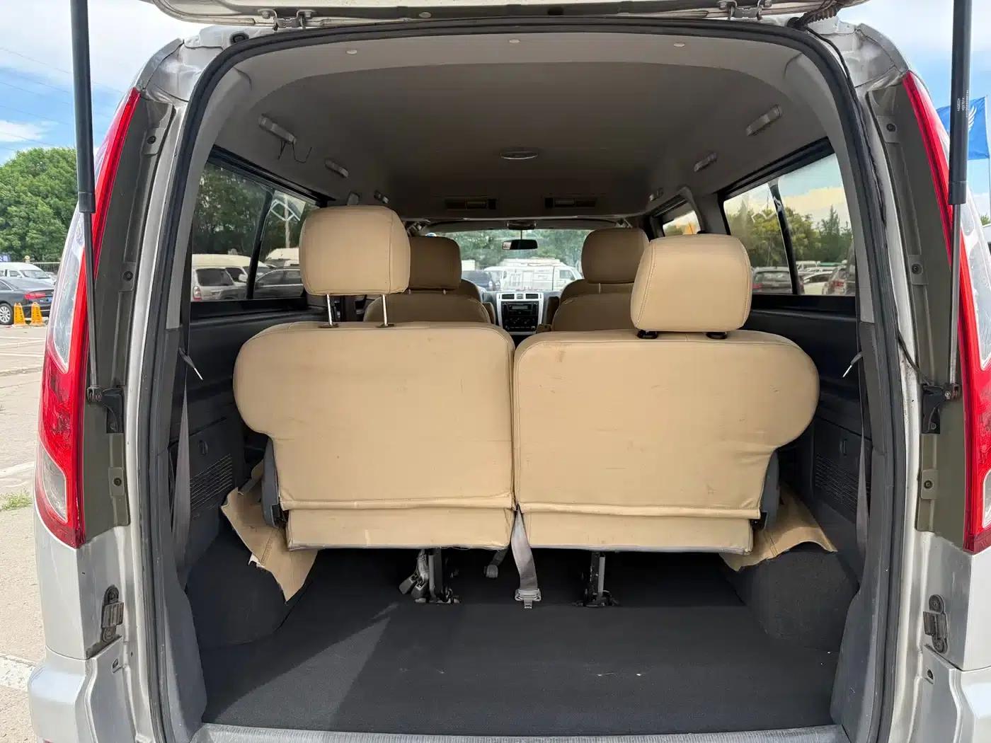 2016 MPV E 2.0L Commercial Edition 7-seater 4G63 — миниатюра 11
