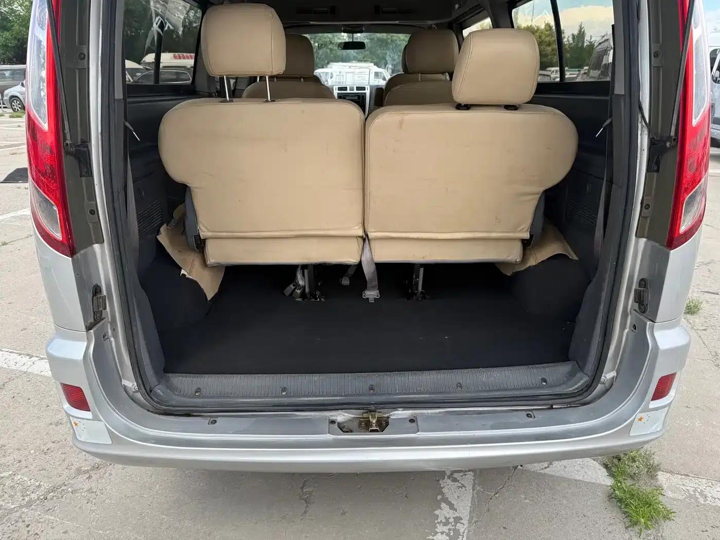 2016 MPV E 2.0L Commercial Edition 7-seater 4G63 — миниатюра 18