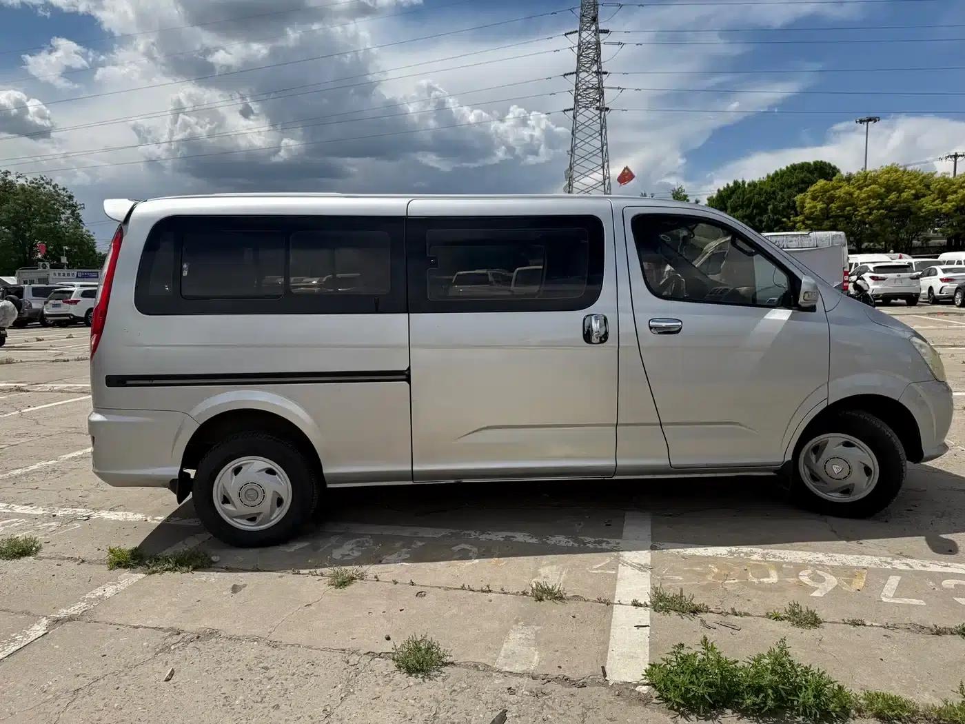 2016 MPV E 2.0L Commercial Edition 7-seater 4G63 — миниатюра 8