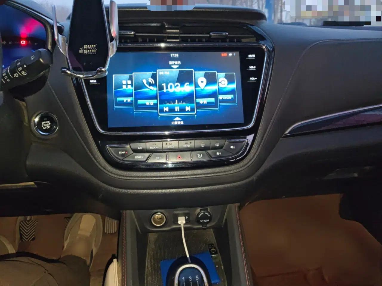 CHANGAN OSHAN A800 2017 1.6L Manual Luxury Model — миниатюра 12