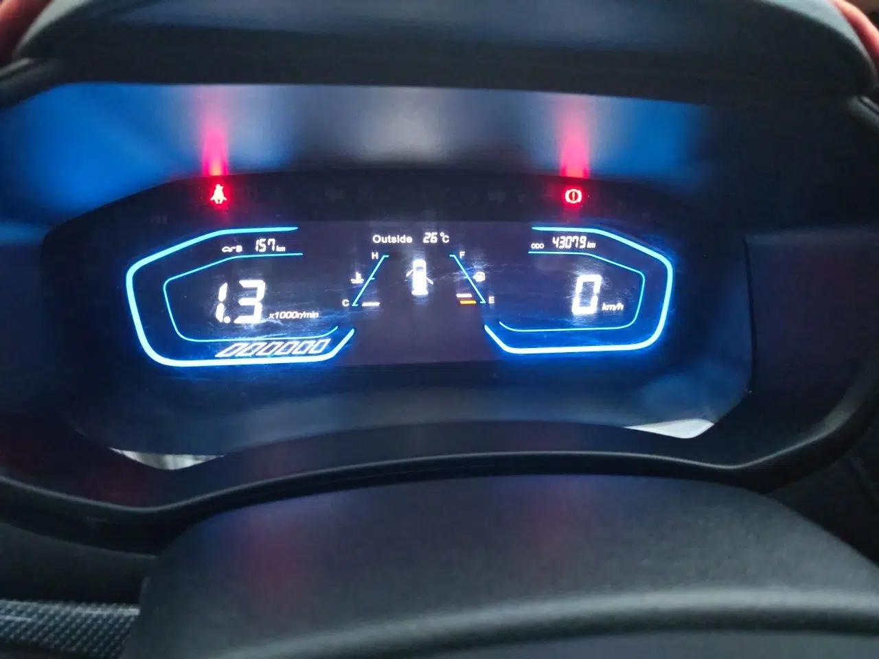 CHANGAN OSHAN A800 2017 1.6L Manual Luxury Model — миниатюра 12