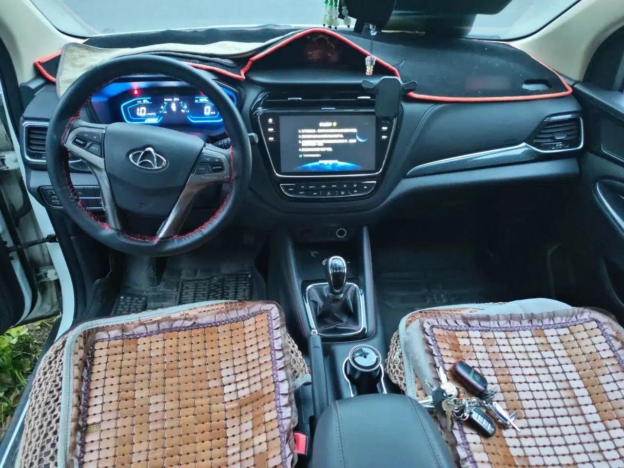 CHANGAN OSHAN A800 2017 1.6L Manual Luxury Model — миниатюра 10