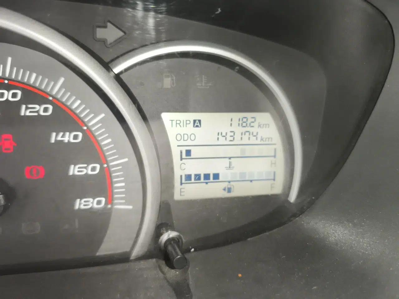 CHANGAN OSHAN Olisway 2013 1.2L Manual Comfort Model — миниатюра 13