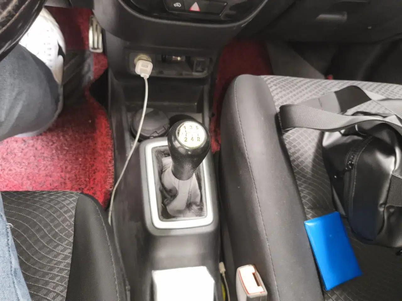 CHANGAN OSHAN Olisway 2013 1.2L Manual Comfort Model — миниатюра 15