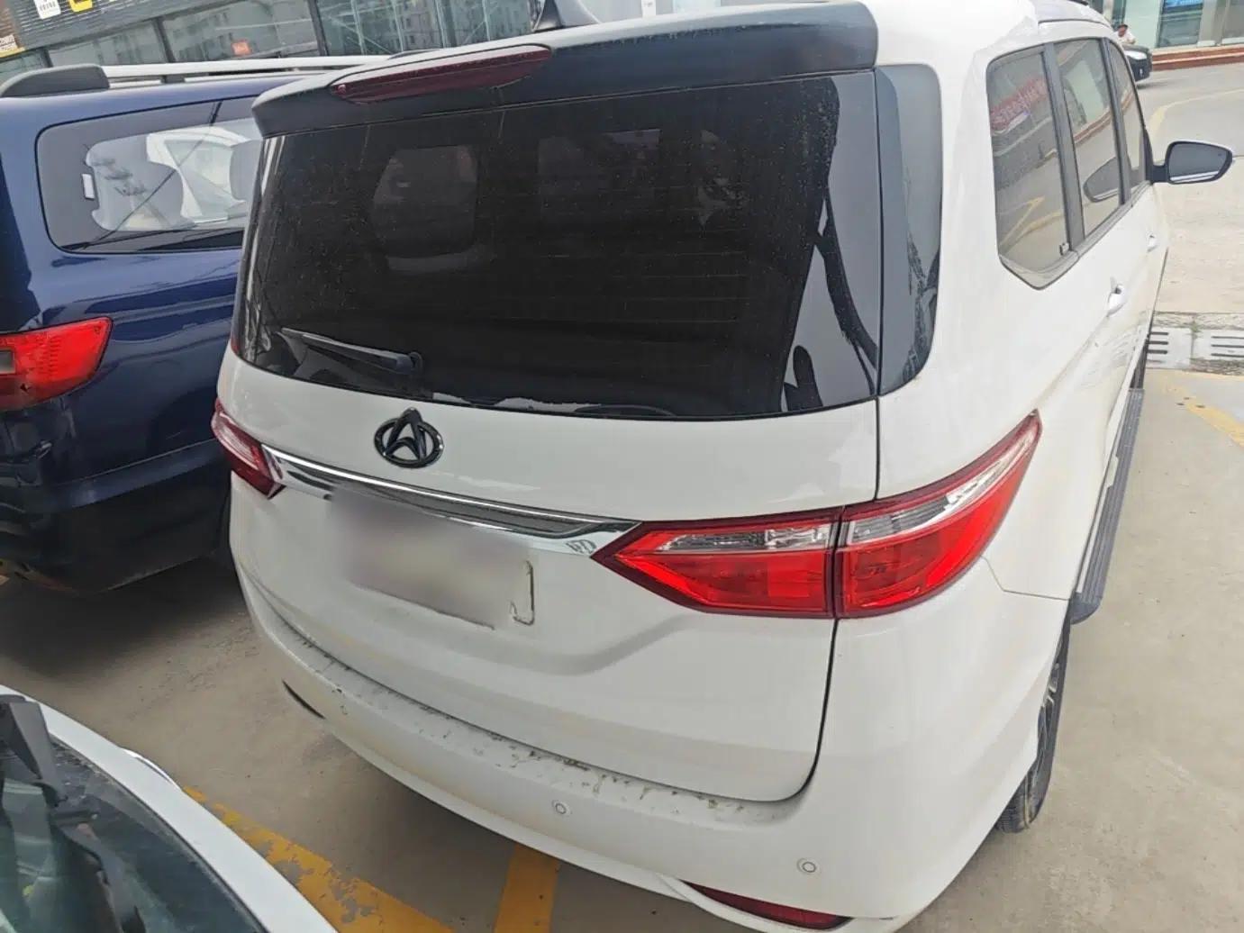 CHANGAN KAICHENG Oushang A600 2017 1.5L Manual Luxury Model — миниатюра 5