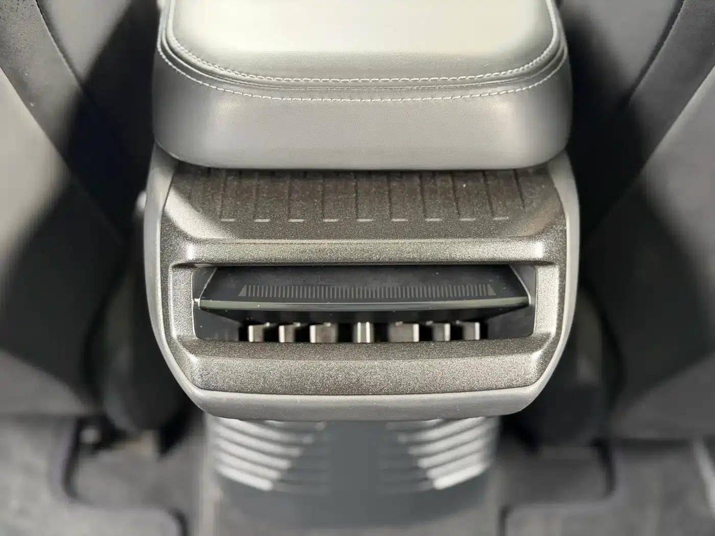 HiPhi Z 2023 Five-Seat Version — миниатюра 15