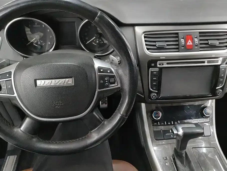Haval H8 2015 2.0T 4WD Comfort Model — миниатюра 12