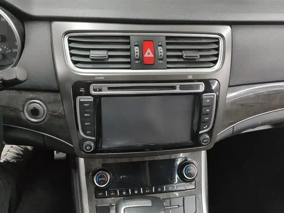 Haval H8 2015 2.0T 4WD Comfort Model — миниатюра 13