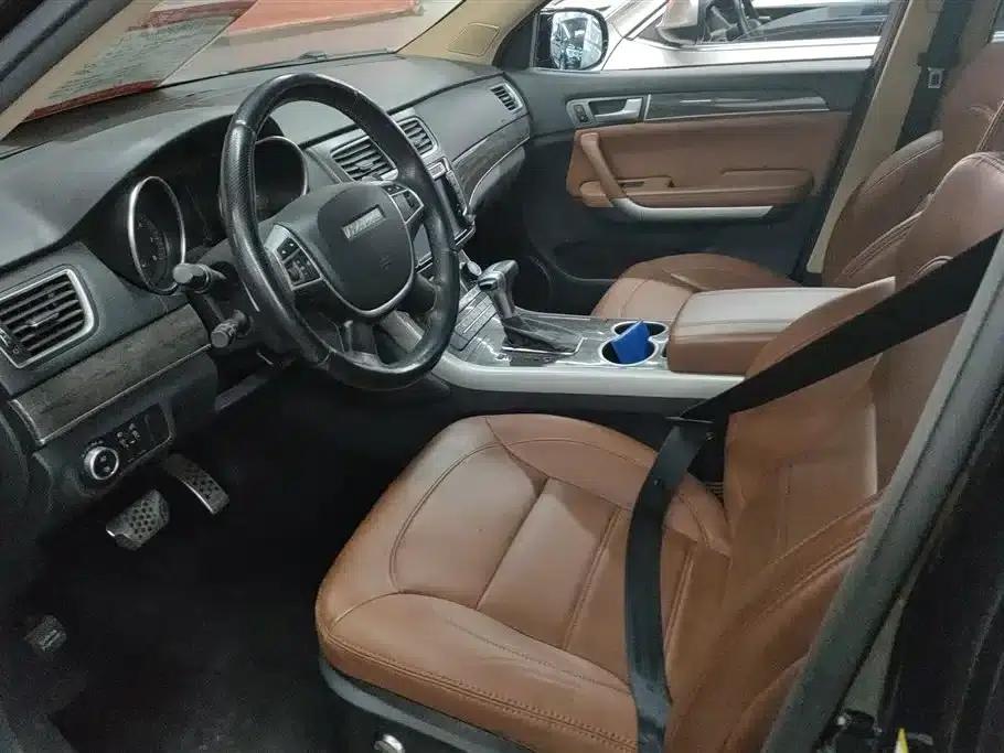 Haval H8 2015 2.0T 4WD Comfort Model — миниатюра 9