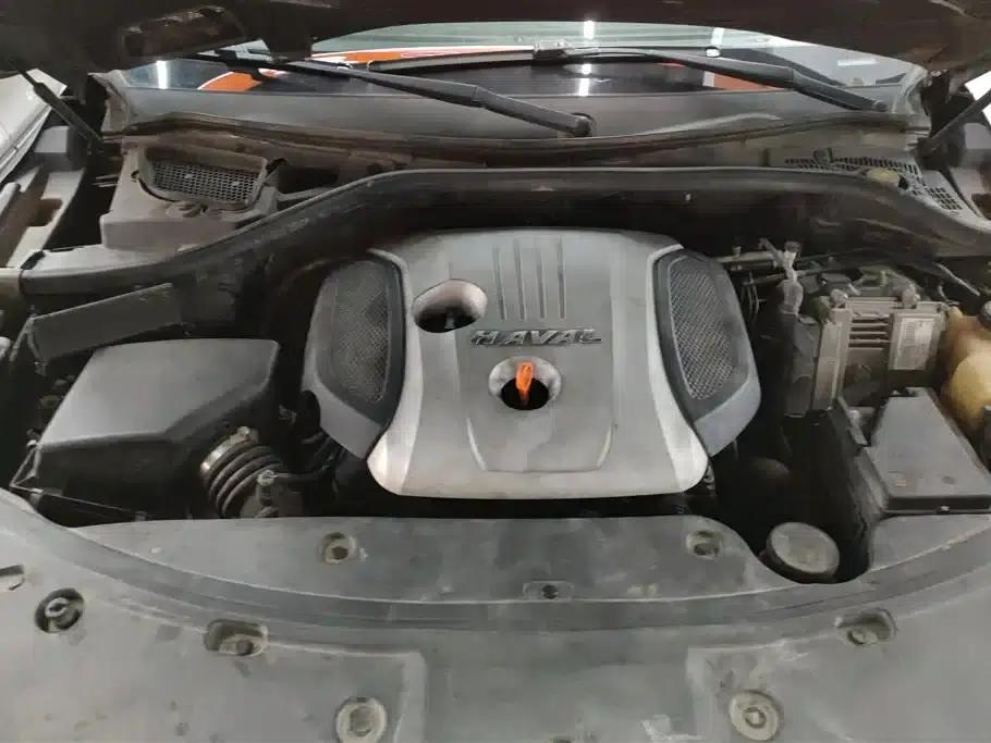 Haval H8 2015 2.0T 4WD Comfort Model — миниатюра 10