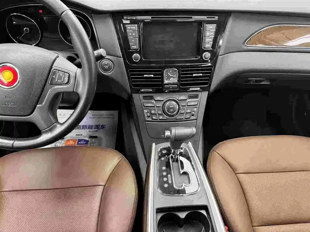 Hongqi H7 2015 2.0T Luxury Edition — миниатюра 10