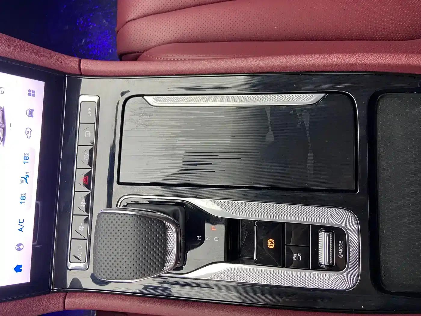 Hongqi H5 PHEV 2025 130 Super Hybrid Edition — миниатюра 12