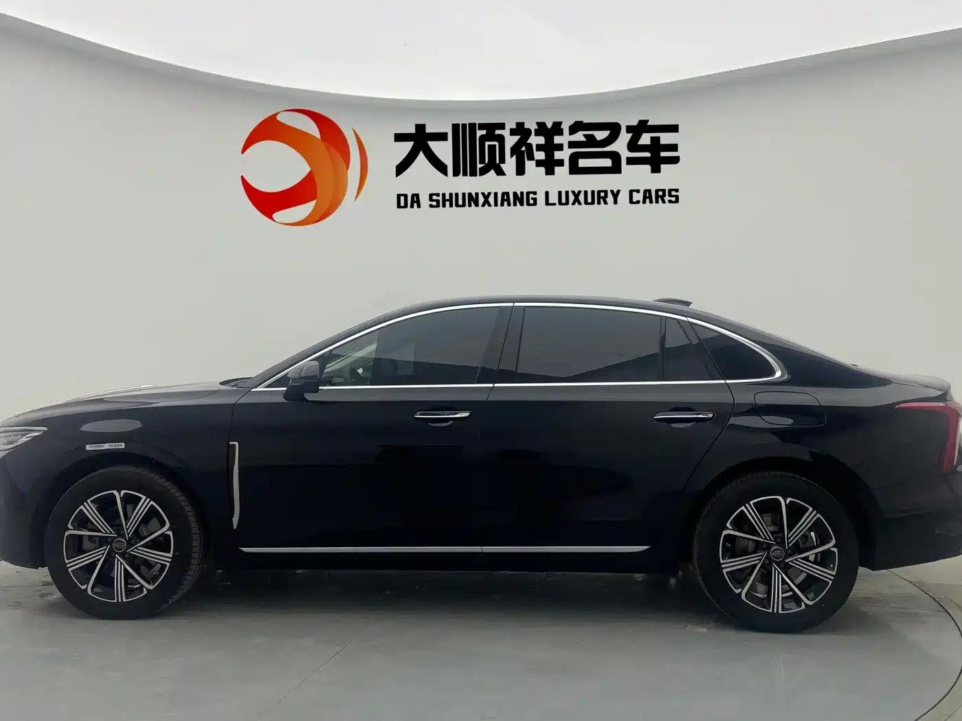 Hongqi H5 PHEV 2025 130 Super Hybrid Edition — миниатюра 3