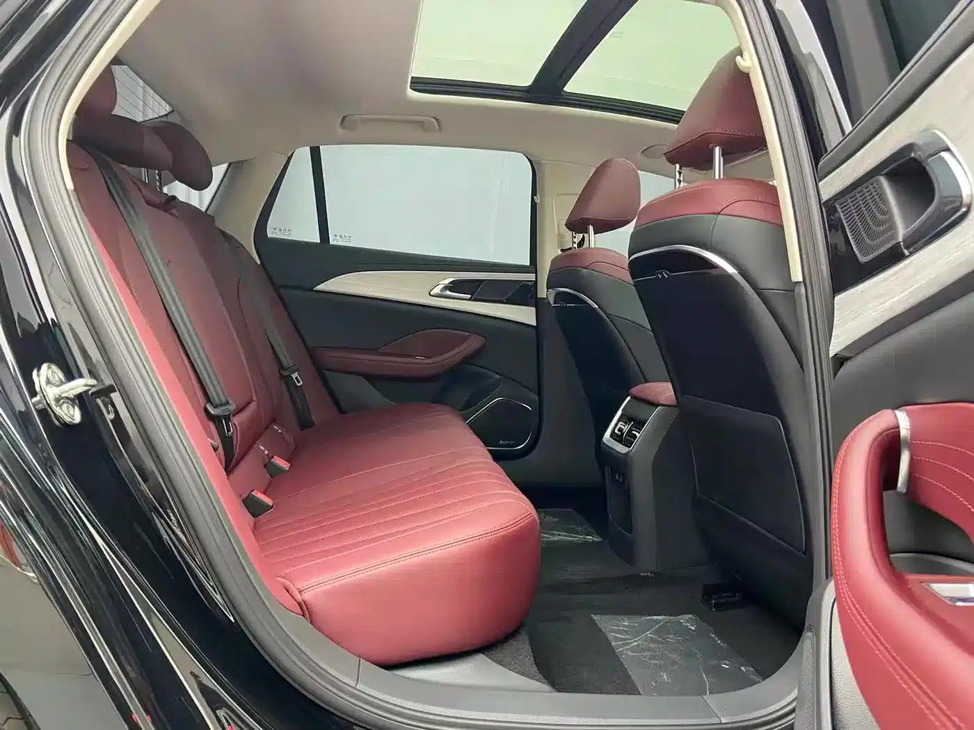 Hongqi H5 PHEV 2025 130 Super Hybrid Edition — миниатюра 9