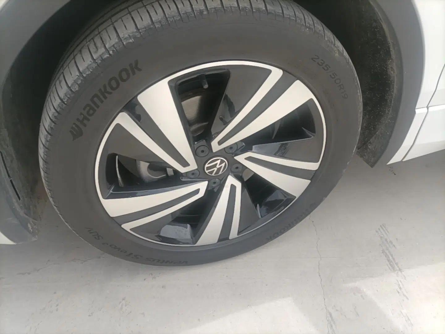 Volkswagen Tiguan X 2022 330TSI Two-Wheel-Drive Flagship Edition — миниатюра 8