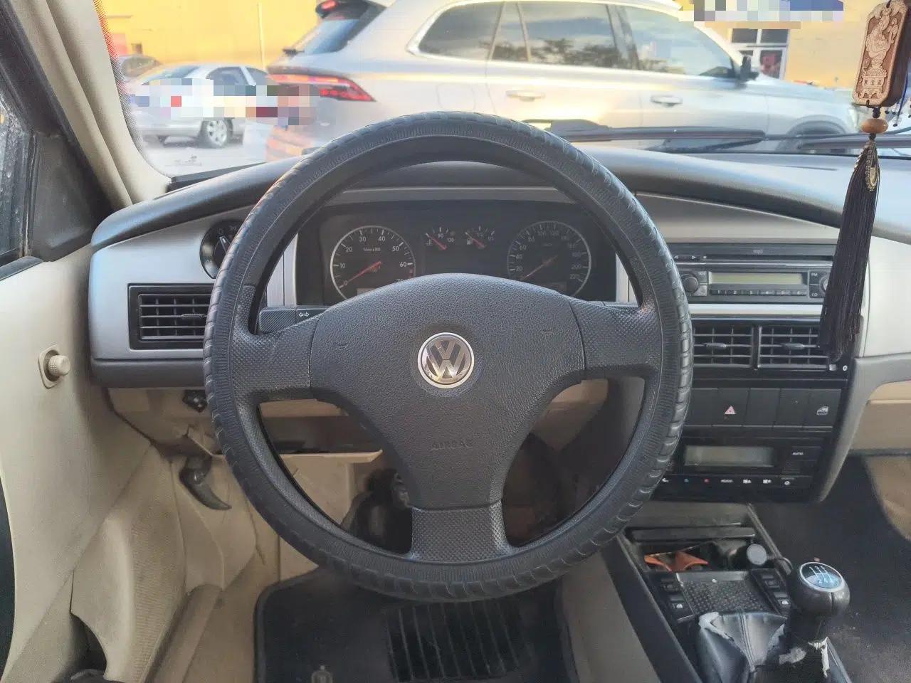 Volkswagen Santana Vista 2008 1.8L Manual Comfort Edition — миниатюра 11