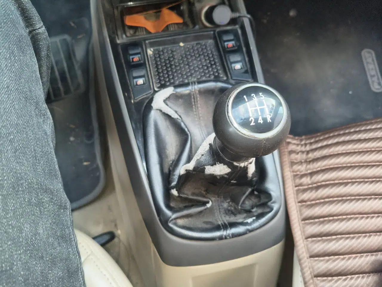 Volkswagen Santana Vista 2008 1.8L Manual Comfort Edition — миниатюра 15