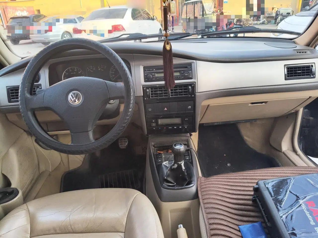Volkswagen Santana Vista 2008 1.8L Manual Comfort Edition — миниатюра 10