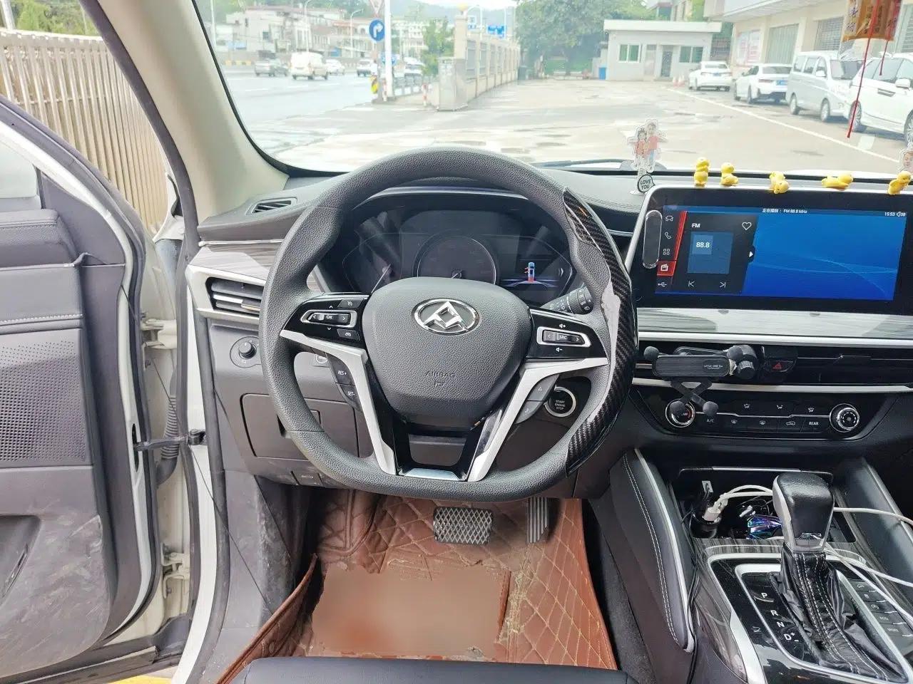 SAIC MAXUS D90 2017 2.0T Automatic Two-Wheel Drive Mercury Base Edition — миниатюра 11