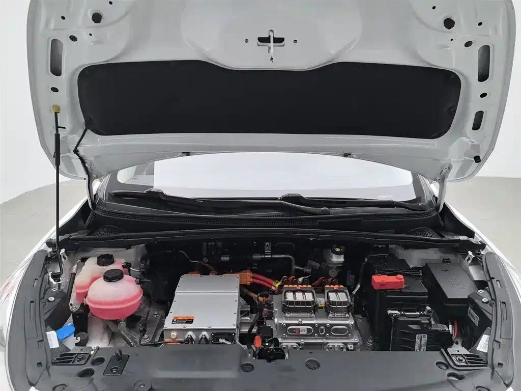 Geely GSe 2020 600 Leading Edition — миниатюра 6