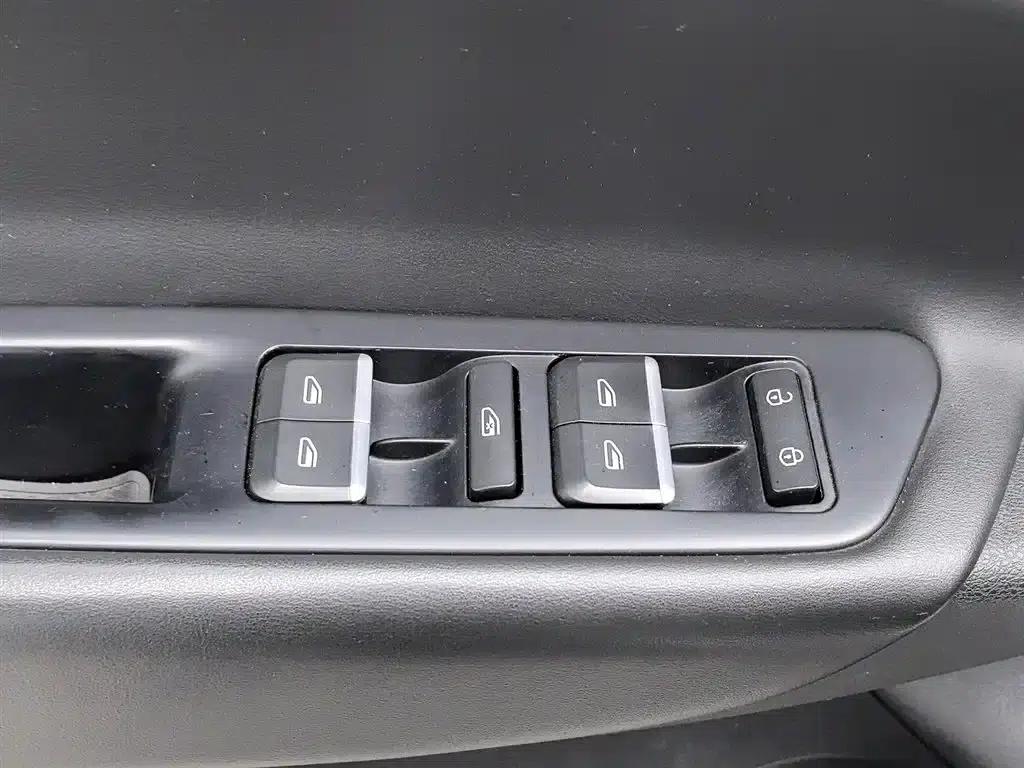 Geely GSe 2020 600 Leading Edition — миниатюра 9