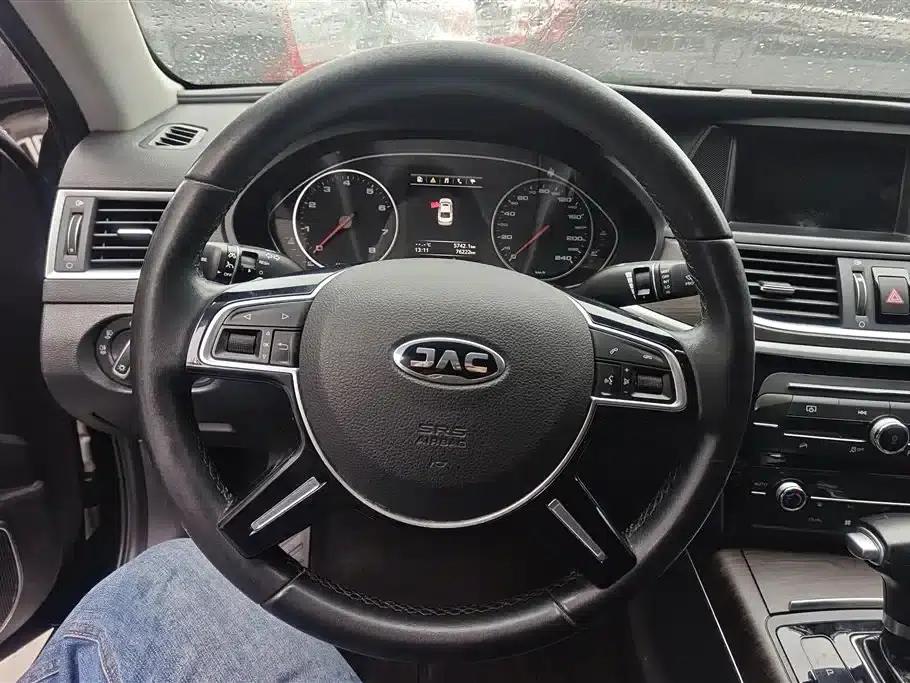 Refine A60 2017 1.5TGDI Automatic Luxury Edition — миниатюра 15