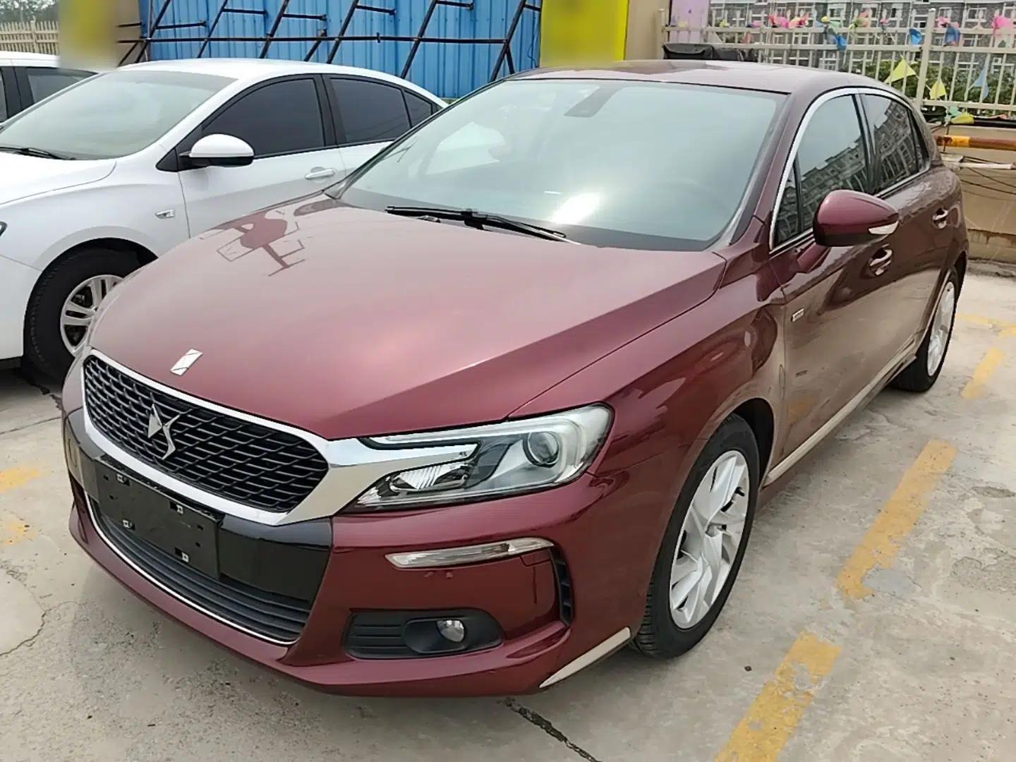 DS 4S 2016 1.6T Automatic Smart Edition THP160 — миниатюра 1