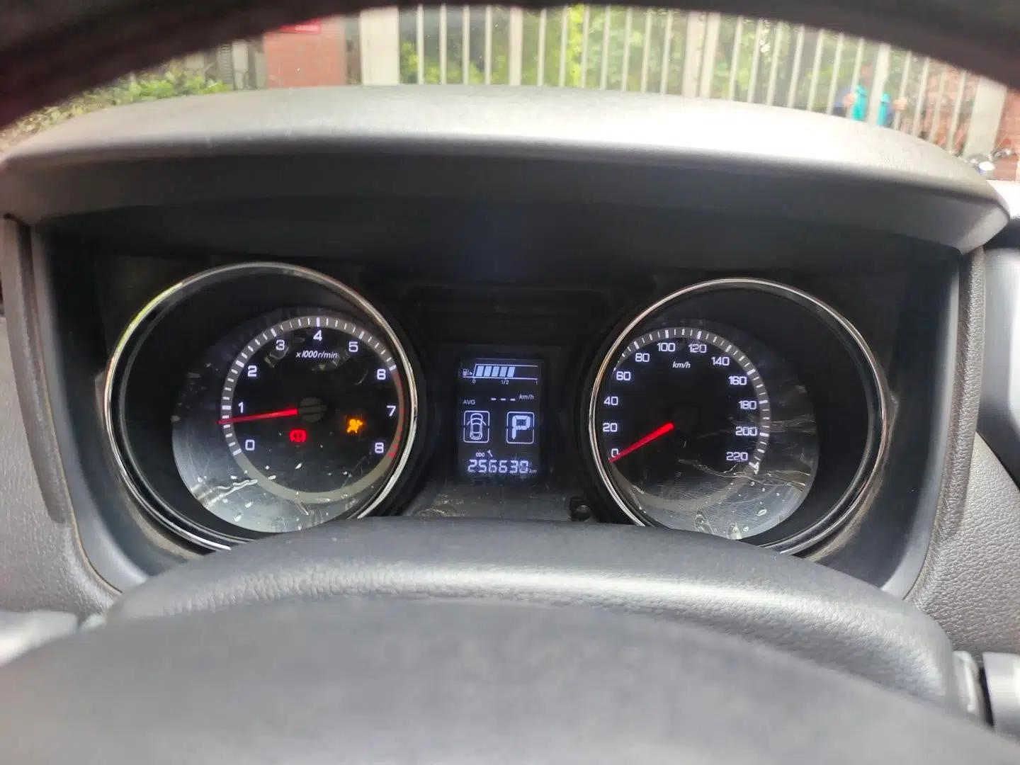 Dongfeng Aeolus A60 2016 1.6L Automatic Luxury Model — миниатюра 12