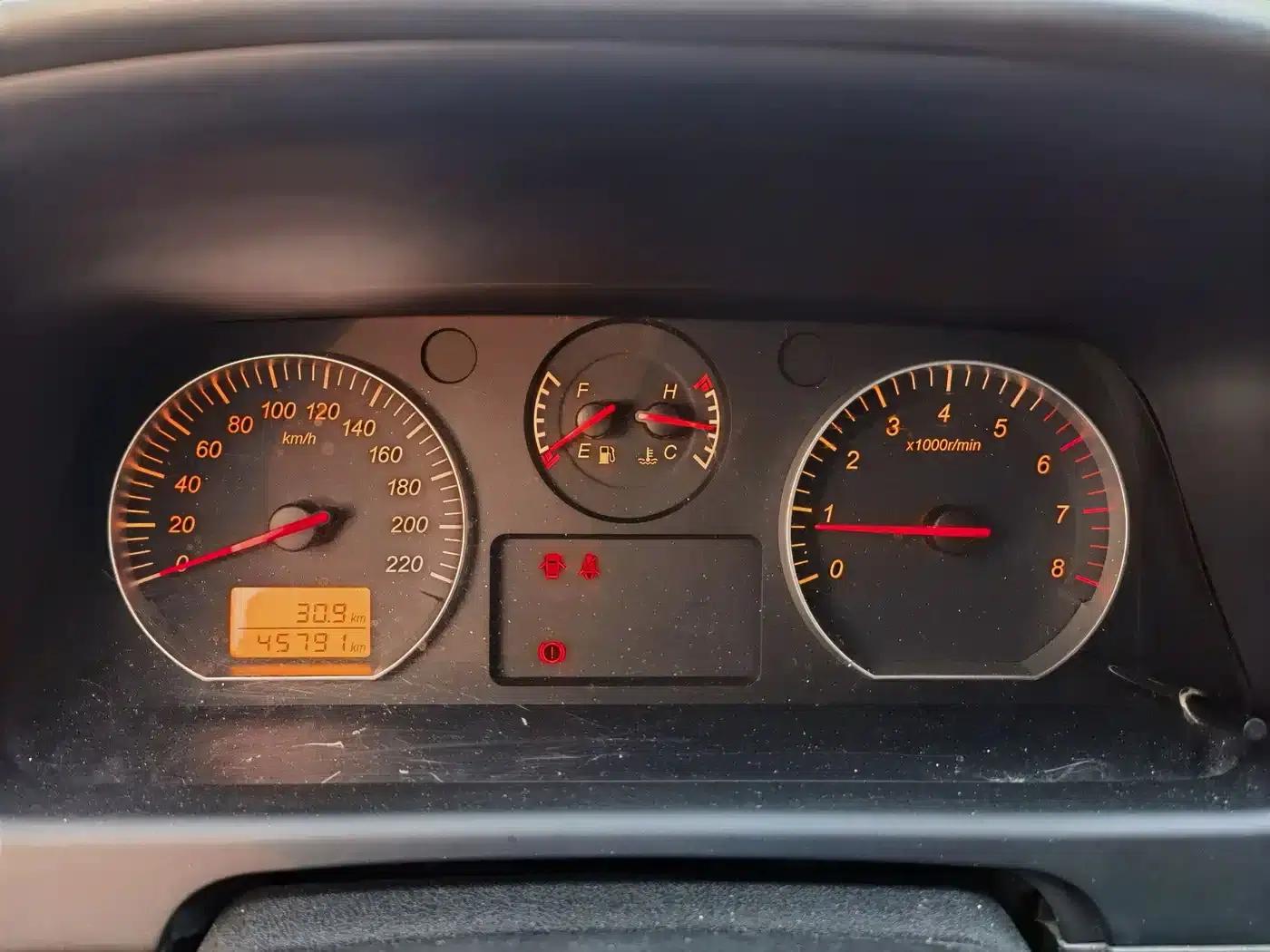 Jinbei Express 2020 Model 2.0L National VI Economy 6-Seater G6P-6 1TZS — миниатюра 9