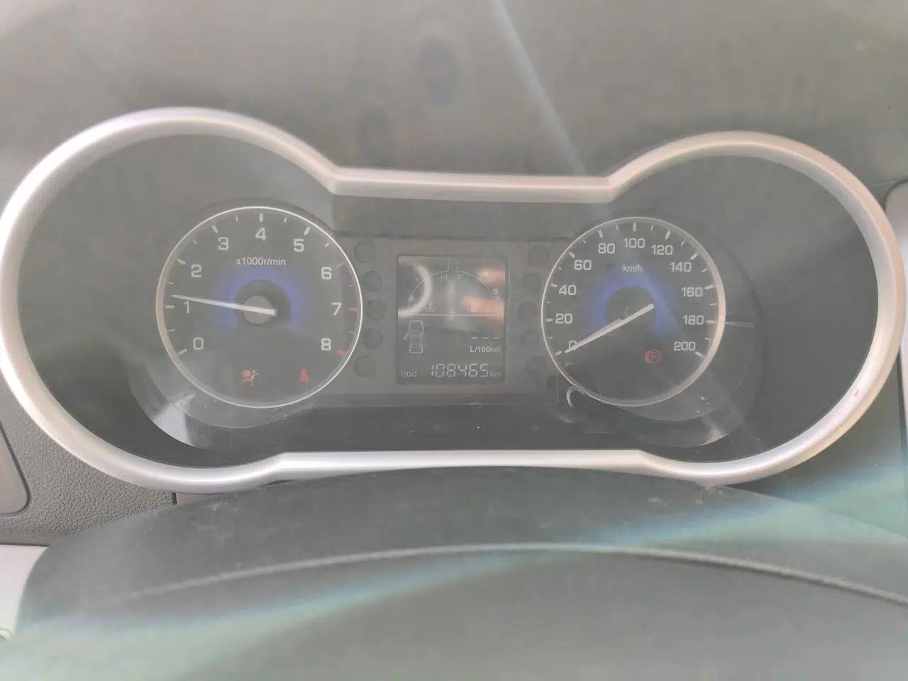 Dongfeng Aeolus A30 2014 1.5L Manual Sishang Model — миниатюра 12