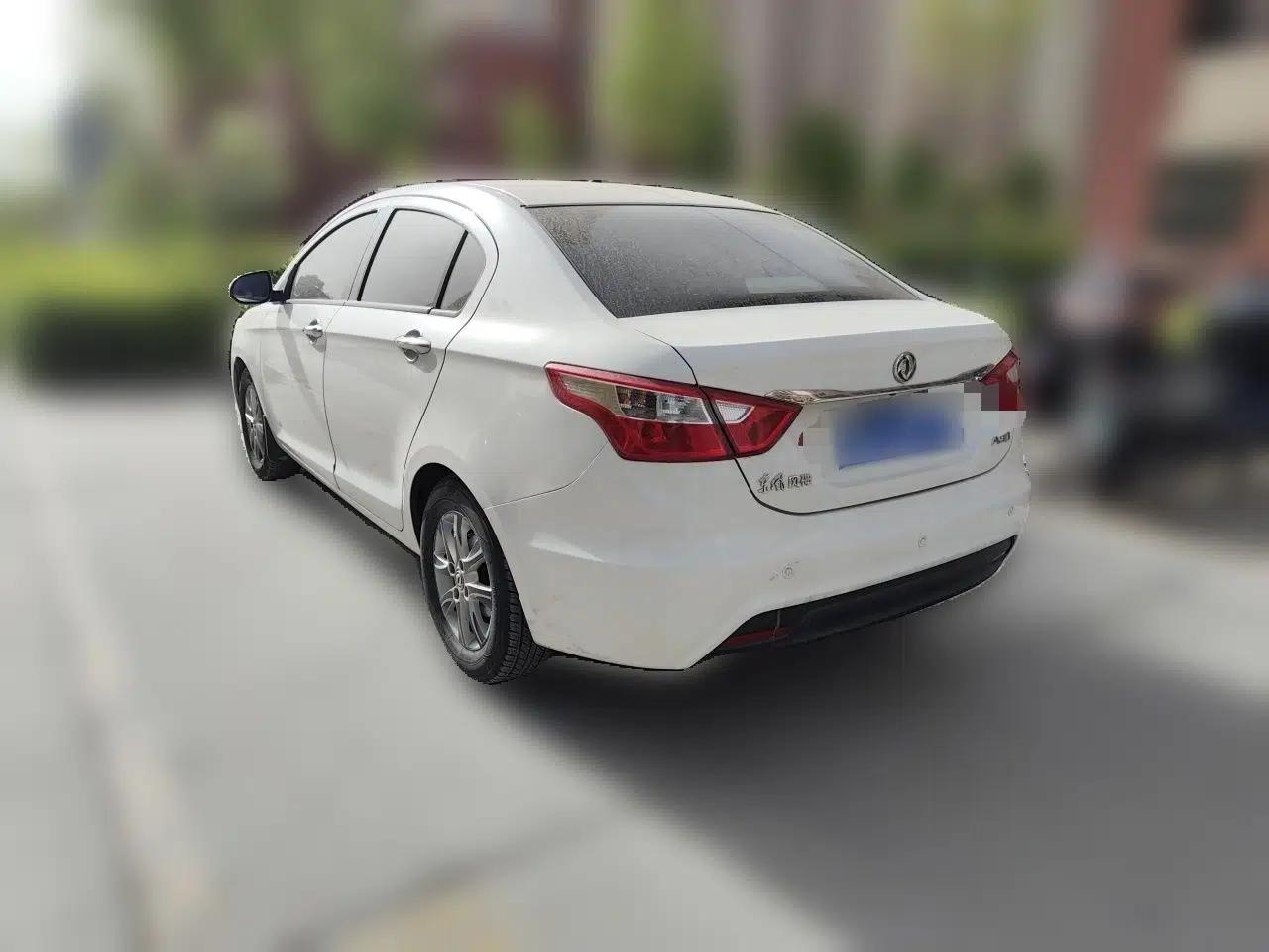 Dongfeng Aeolus A30 2014 1.5L Manual Sishang Model — миниатюра 4