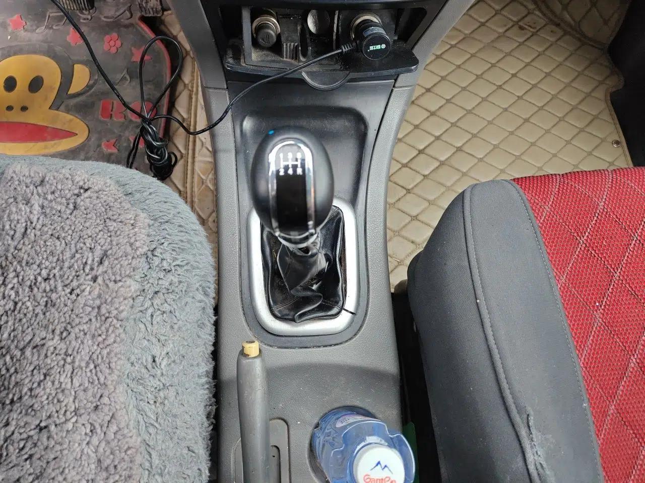 Dongfeng Shuaike 2011 1.6L Manual Luxury 7-Seater — миниатюра 15