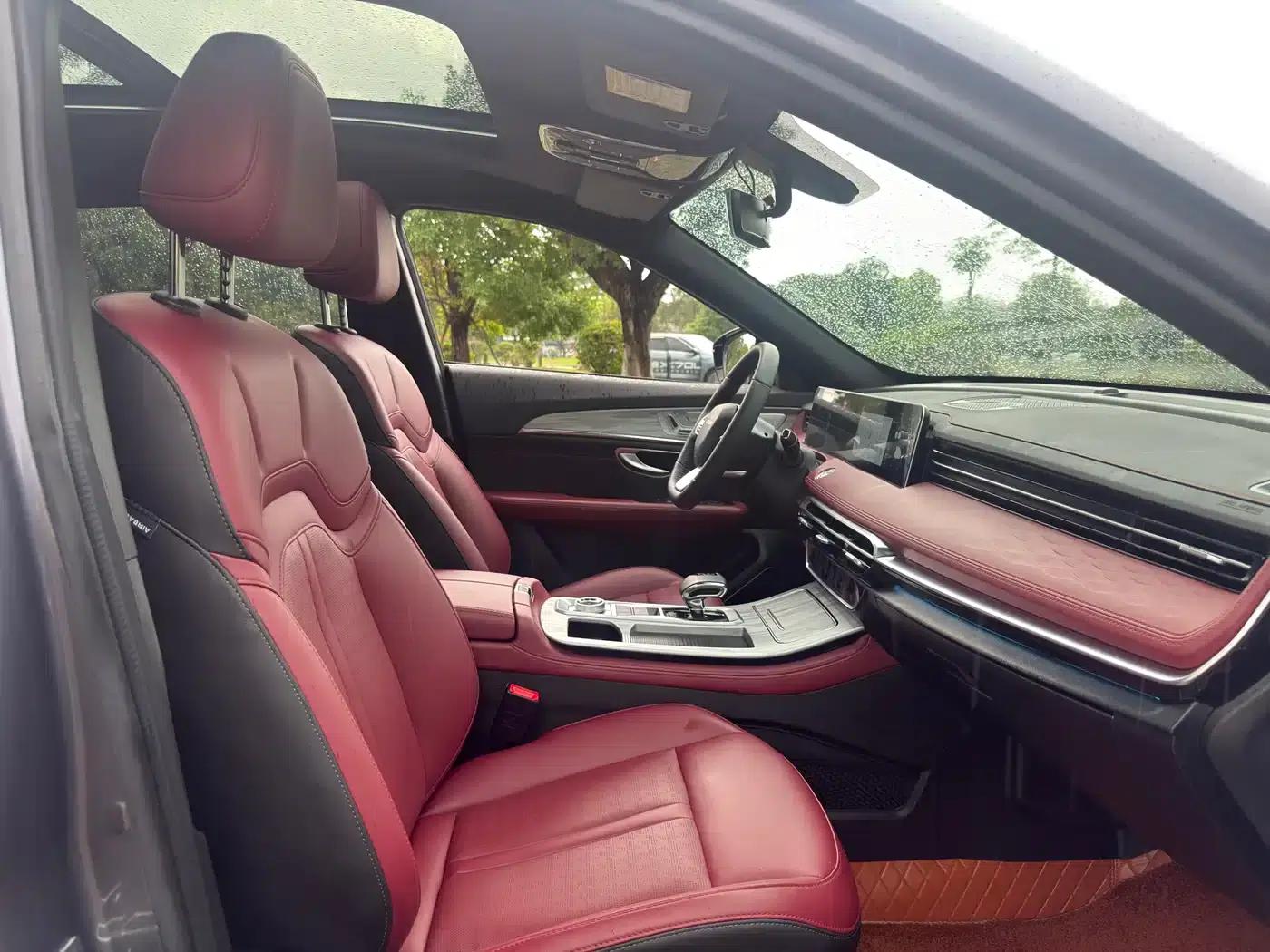 Jetour X70 PRO 2024 1.5T DCT Peanut Edition 5-seater — миниатюра 14