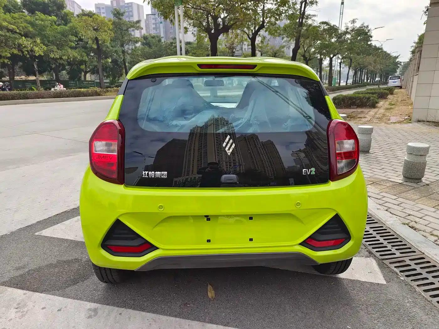 Yizhi EV2 2024 Model 201km Luxury — миниатюра 6
