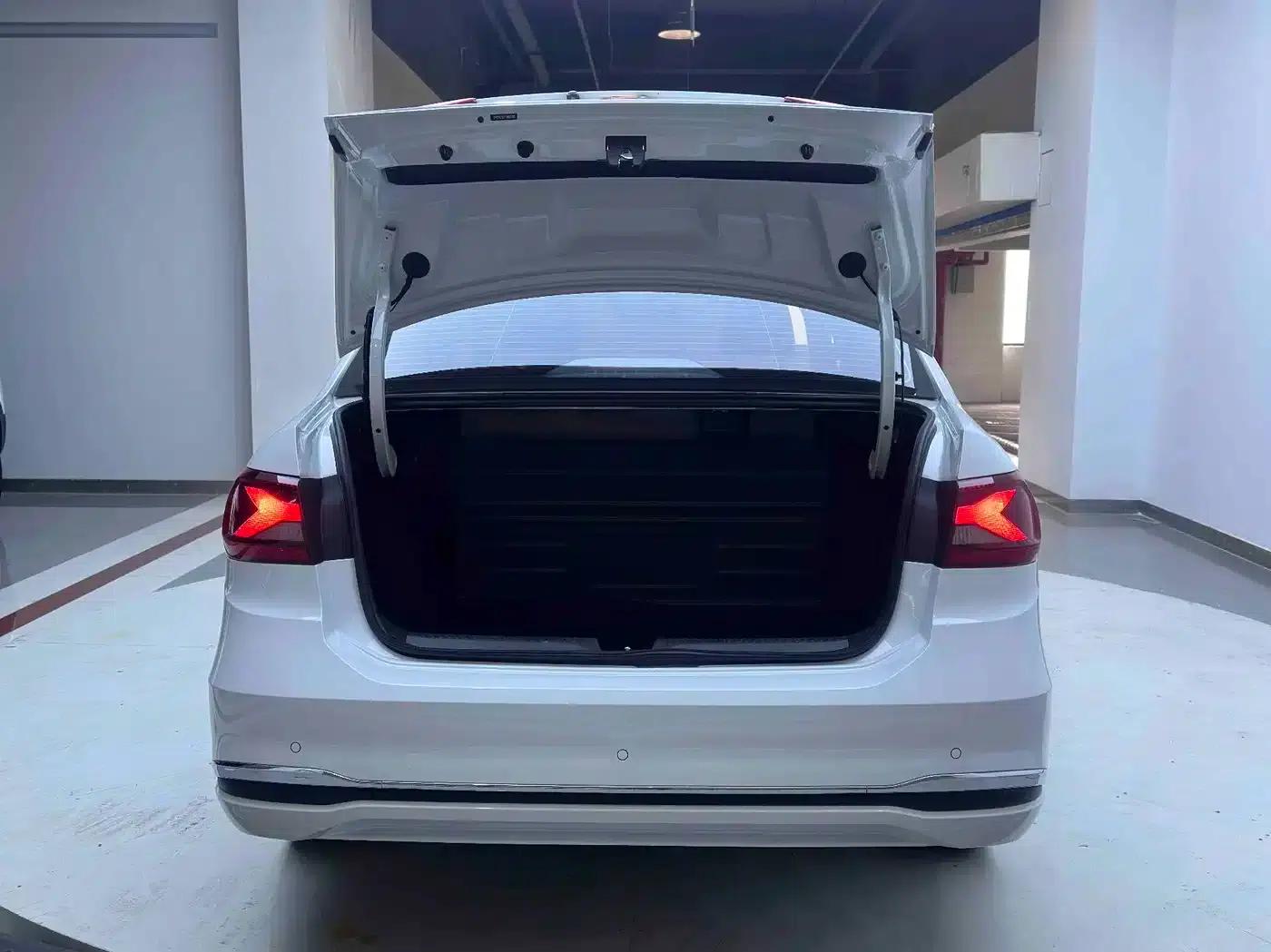 Jetta VA3 2021 1.5L Automatic Glory Edition — миниатюра 15