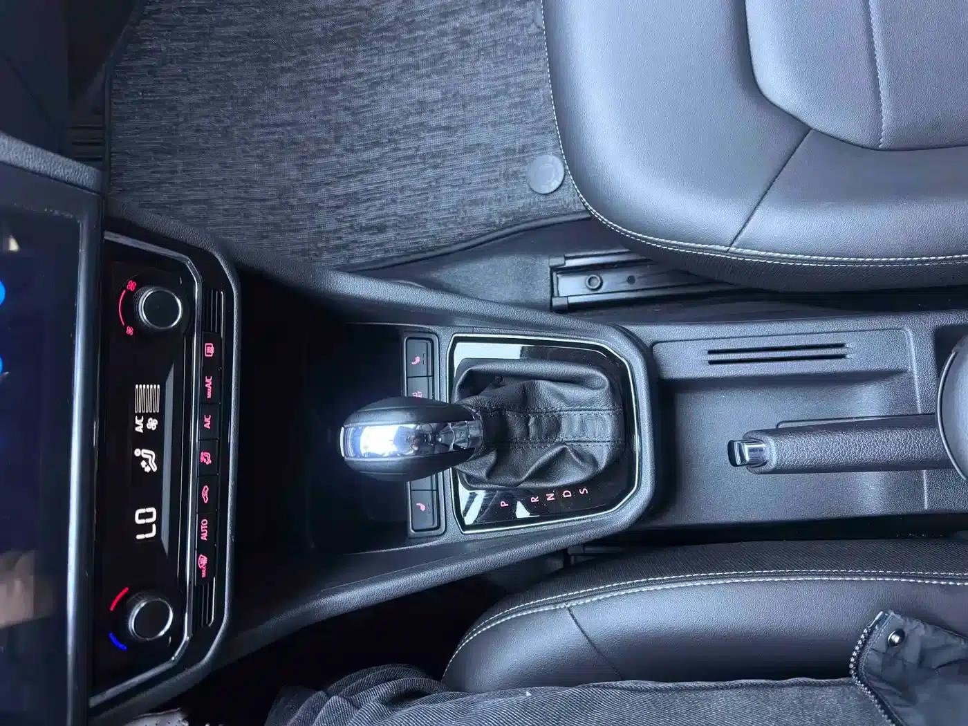 Jetta VA3 2021 1.5L Automatic Glory Edition — миниатюра 18