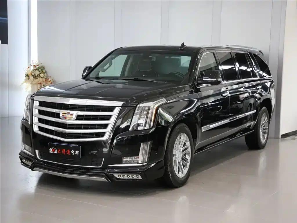 2018 Cadillac Escalade 6.0L US Spec — миниатюра 1