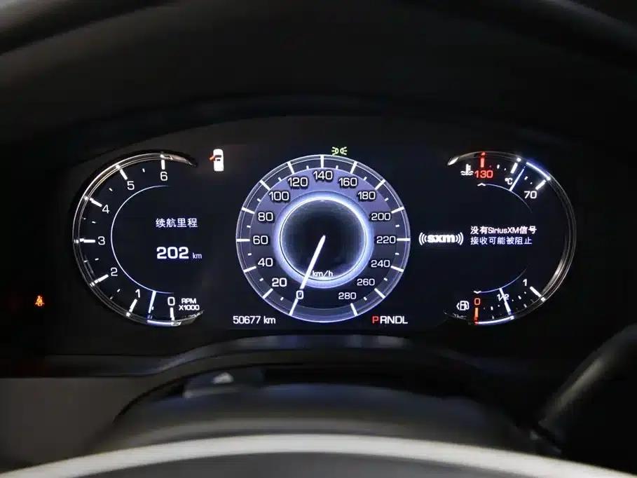 2018 Cadillac Escalade 6.0L US Spec — миниатюра 17
