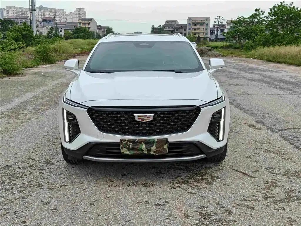 2023 Cadillac GT4 25T Luxury Edition — миниатюра 2