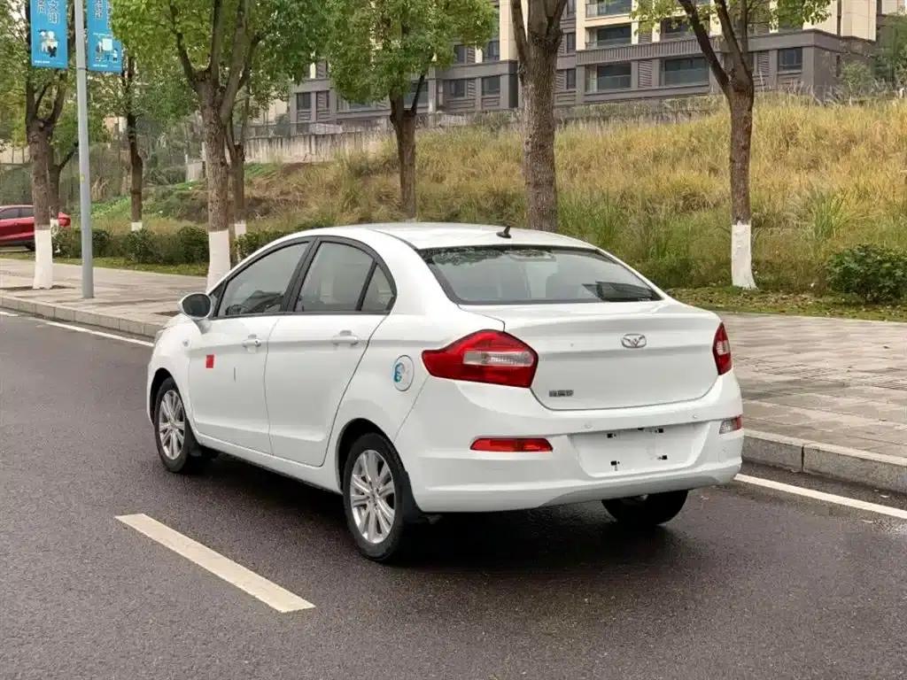 Kaiyi C3 2015 1.5L AMT Gold Edition — миниатюра 4
